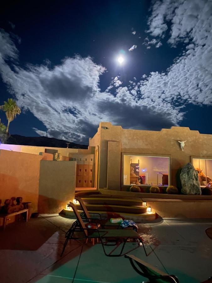 Mi Kasa Hot Springs 420,Adults Only, Clothing Optional Desert Hot Springs Exterior foto