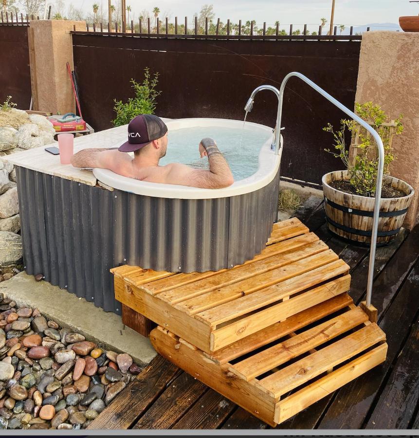 Mi Kasa Hot Springs 420,Adults Only, Clothing Optional Desert Hot Springs Exterior foto