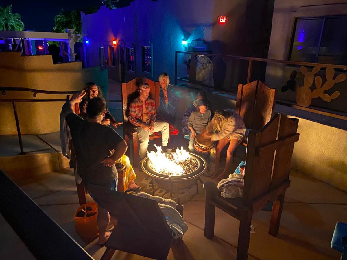 Mi Kasa Hot Springs 420,Adults Only, Clothing Optional Desert Hot Springs Exterior foto