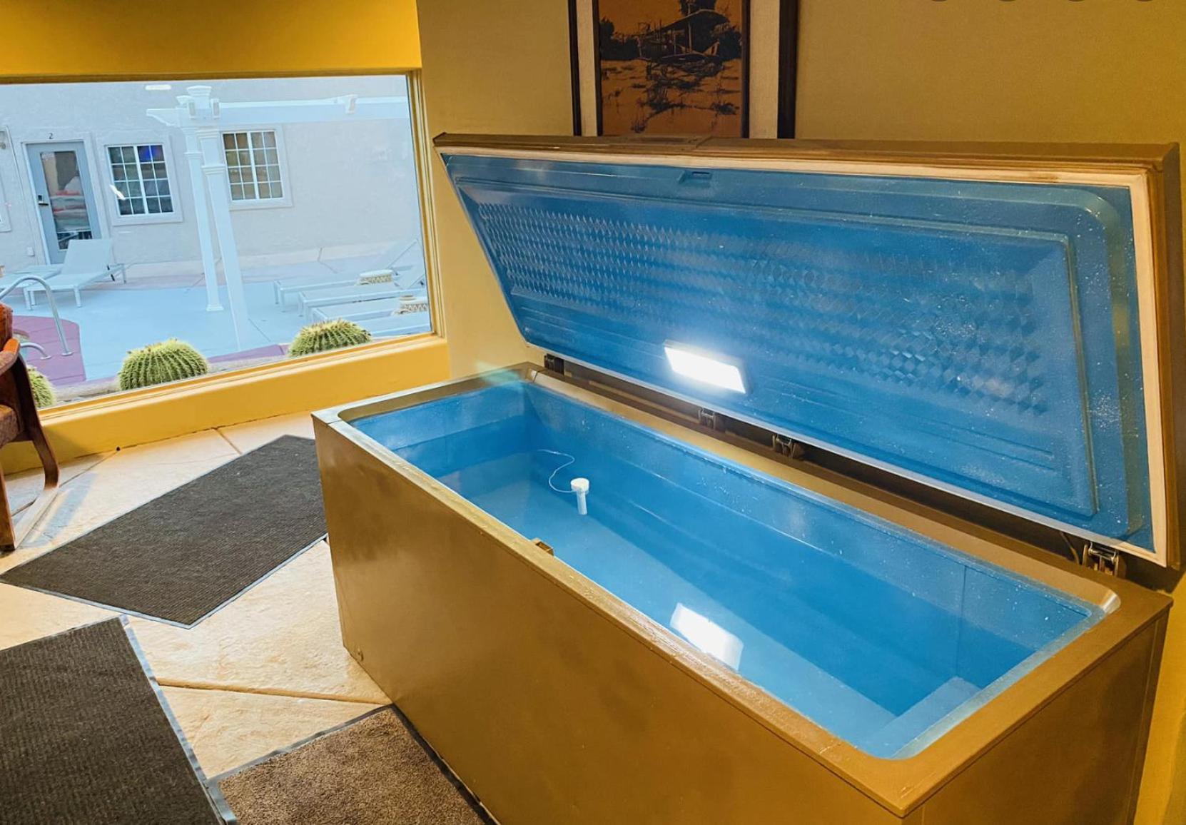Mi Kasa Hot Springs 420,Adults Only, Clothing Optional Desert Hot Springs Exterior foto